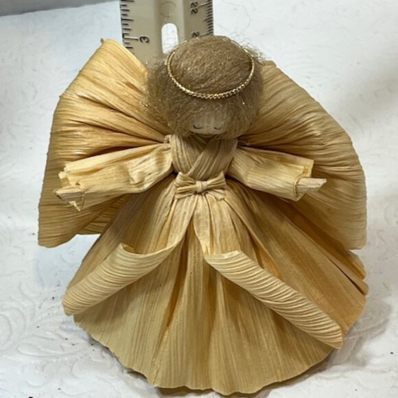 Nan’s 1992 Corn Husk Nativity Christmas Angel w/Halo Figure Tree Ornament 4" - Picture 8 of 8
